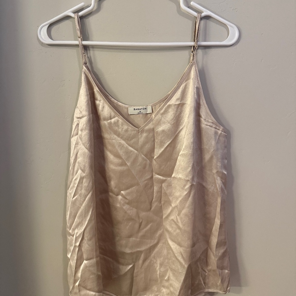 Aritzia Babaton Blouse - Medium